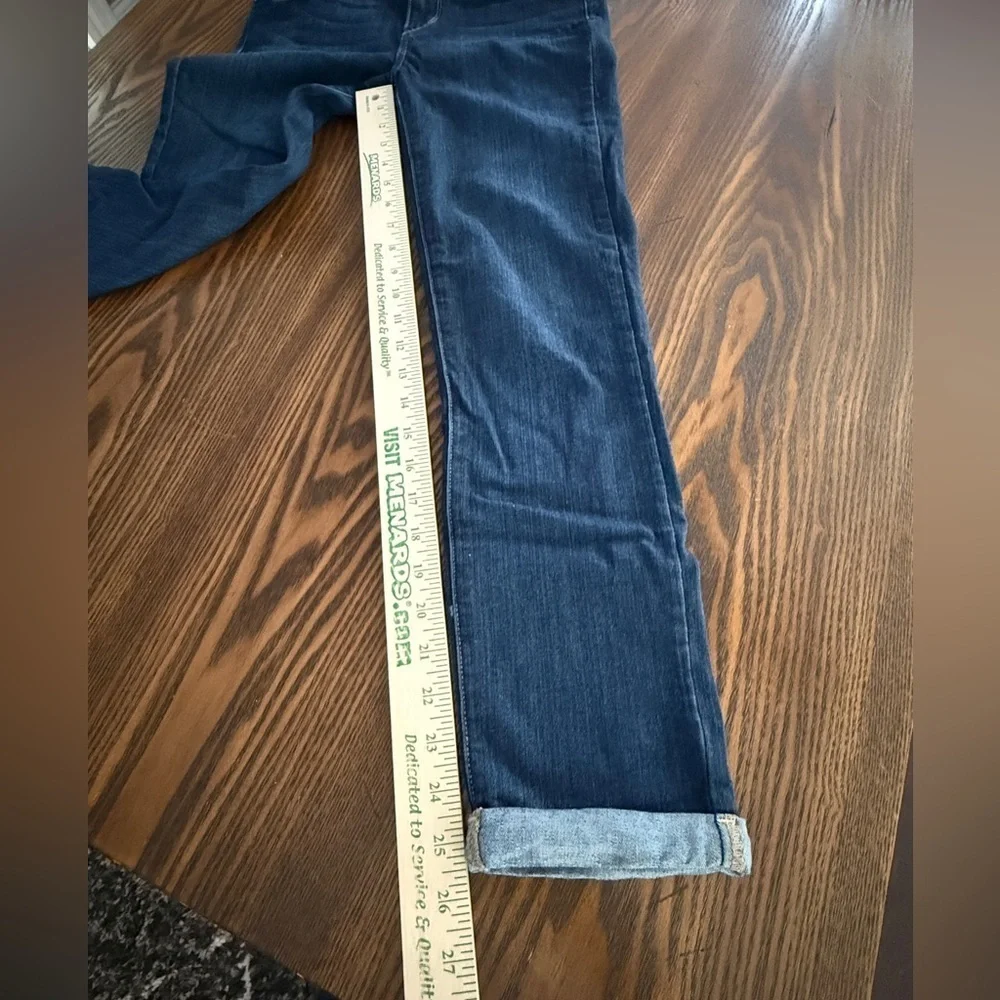 Paige Skyline Skinny Crop cuffed Hem Jeans women’s Sz 26 dark blue closet staple